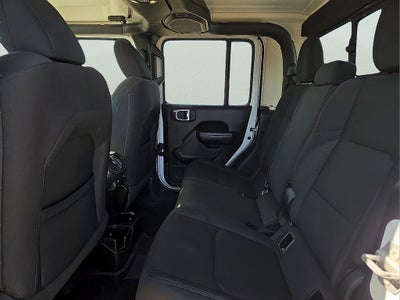 2022 Jeep Gladiator Willys