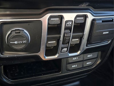 2022 Jeep Gladiator Willys