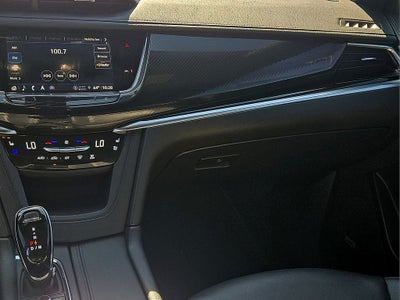 2025 Cadillac XT6 Sport