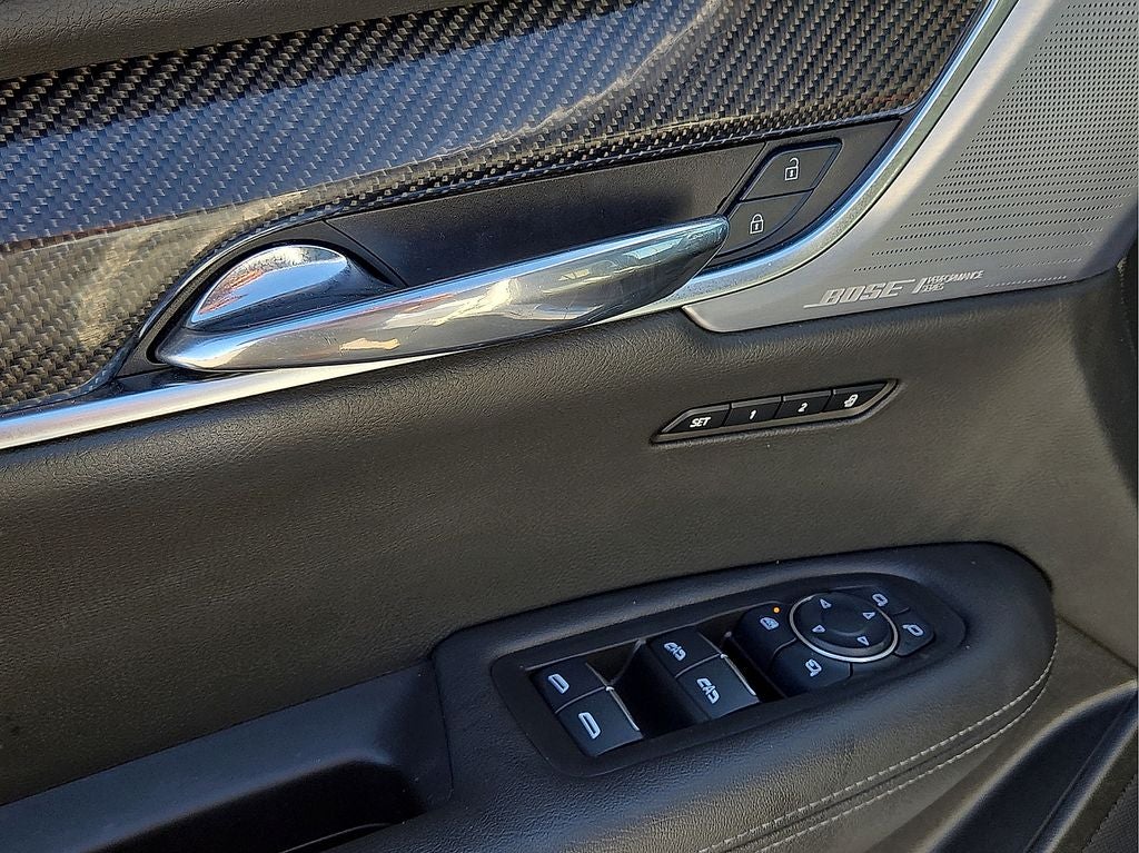 2025 Cadillac XT6 Sport