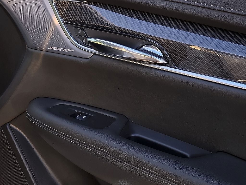 2024 Cadillac XT6 Sport