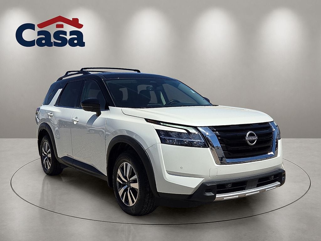 2024 Nissan Pathfinder SL