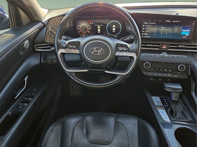 2022 Hyundai Elantra Limited