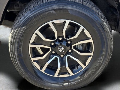 2020 Toyota Tacoma SR5 V6