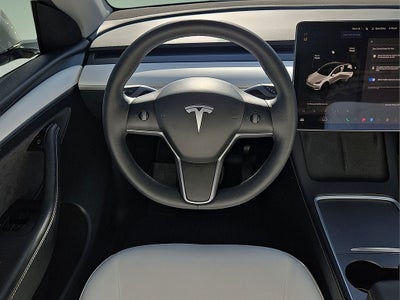 2025 Tesla Model Y Long Range