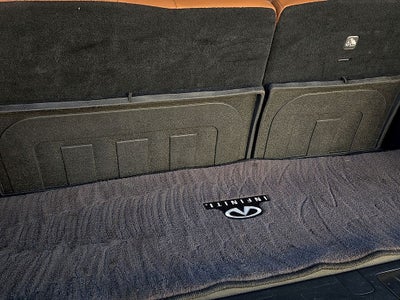 2023 INFINITI QX80 Premium Select