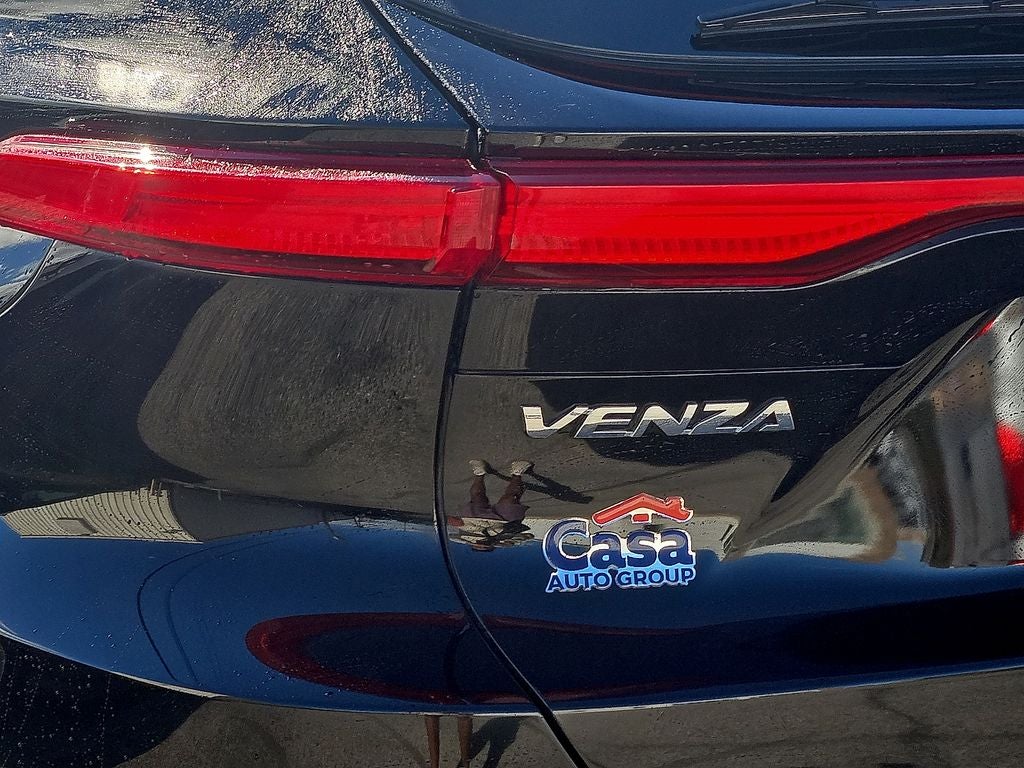 2022 Toyota Venza XLE