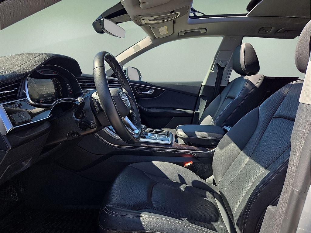 2023 Audi Q8 55 Premium Plus quattro