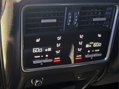 2022 Porsche Cayenne Base