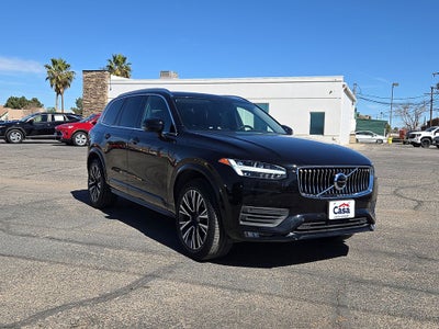 2022 Volvo XC90 T6 Momentum