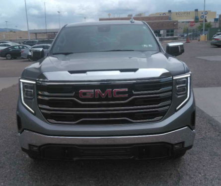 2025 GMC Sierra 1500 SLT