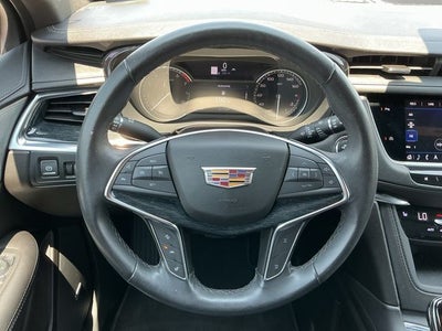 2023 Cadillac XT5 FWD Premium Luxury