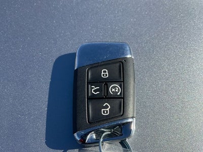 2023 Volkswagen Atlas 3.6L V6 SEL Premium R-Line