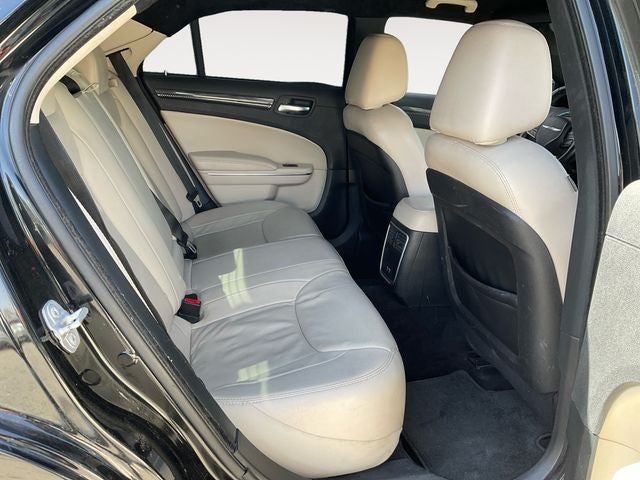 2018 Chrysler 300 Touring L