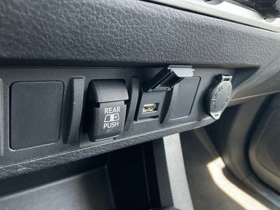 2022 Toyota Tacoma 2WD SR5