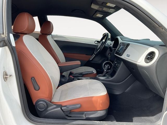 2016 Volkswagen Beetle 1.8T Fleet Edition