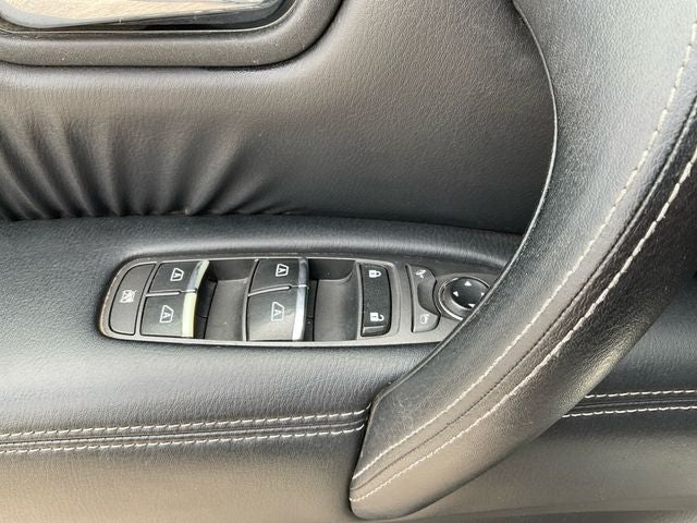 2017 Nissan Armada SL