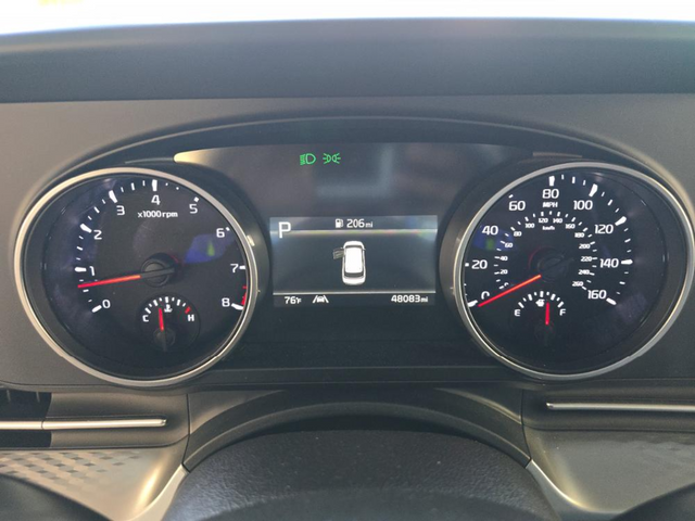 2024 Kia Carnival LX