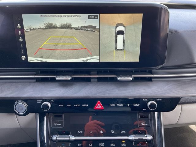 2023 Kia Carnival SX