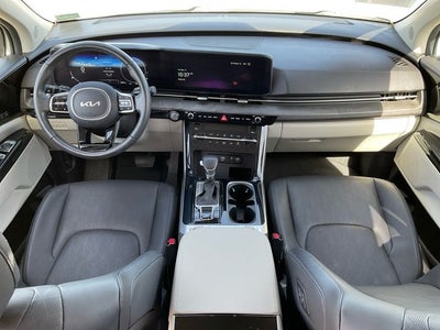 2023 Kia Carnival SX