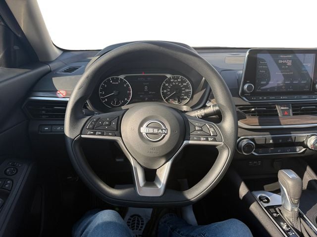 2026 Nissan Altima 2.5 SV Nissan Certified