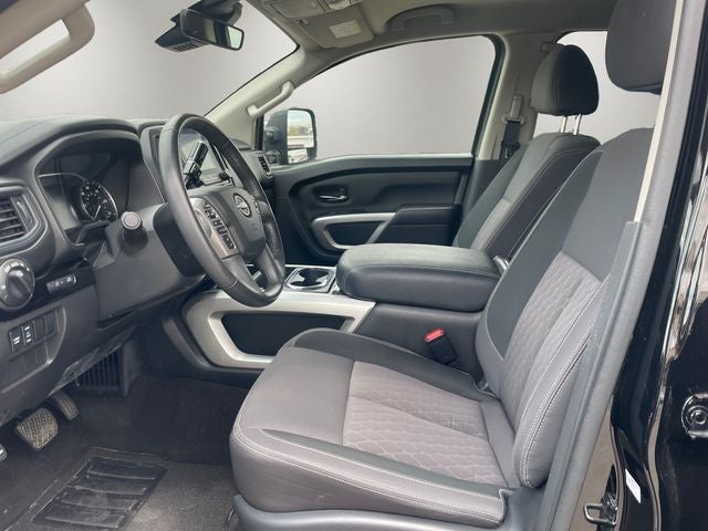 2024 Nissan TITAN XD Crew Cab SV