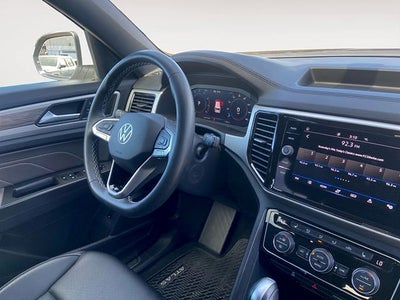2023 Volkswagen Atlas Cross Sport 3.6L V6 SE w/Technology