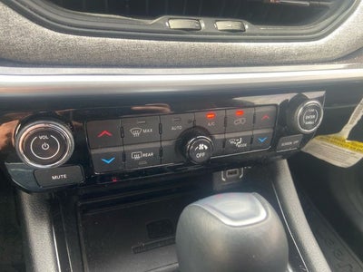 2023 Jeep Compass Latitude Lux