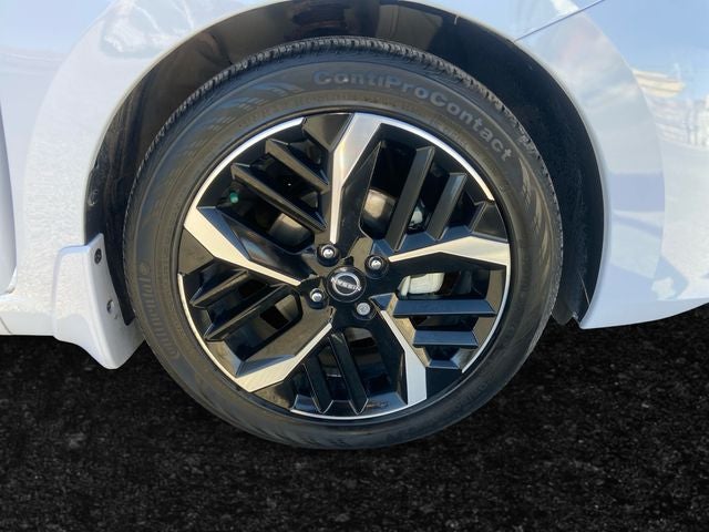 2024 Nissan Versa 1.6 SR