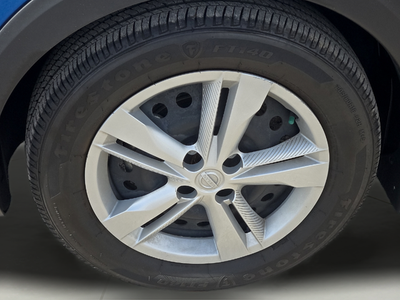 2023 Nissan Kicks S