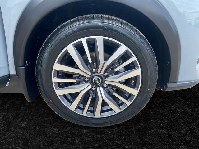 2023 Nissan Kicks SR Nissan Certified