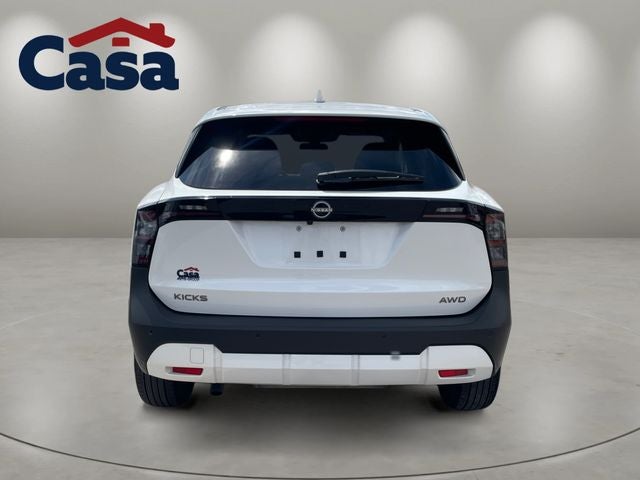 2025 Nissan Kicks SV