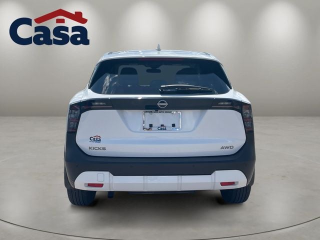 2025 Nissan Kicks SV