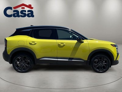 2025 Nissan Kicks SR