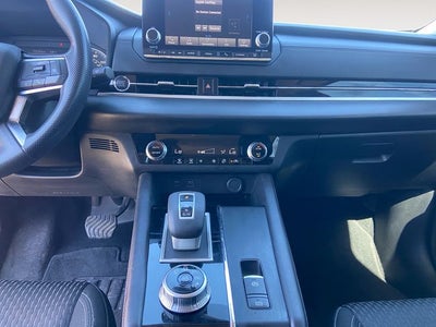 2024 Mitsubishi Outlander ES