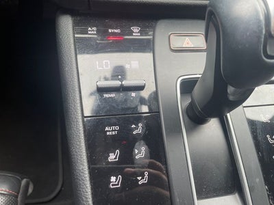 2022 Porsche Macan Base