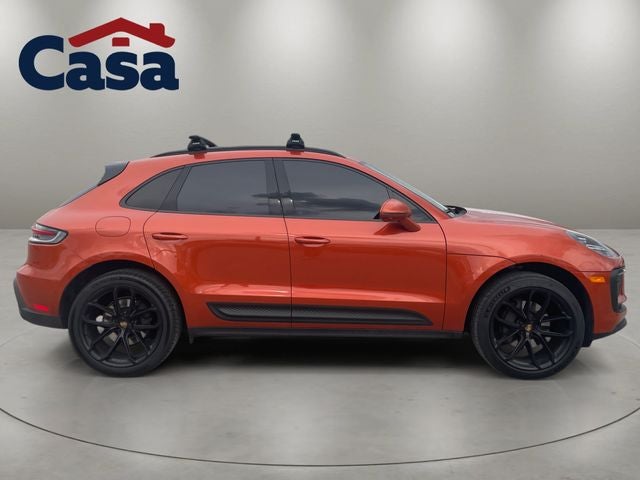 2022 Porsche Macan Base