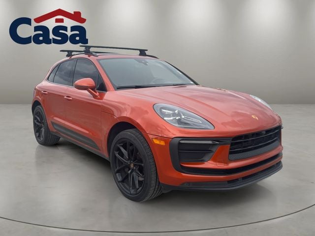 2022 Porsche Macan Base