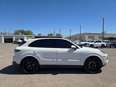 2021 Porsche Cayenne Base