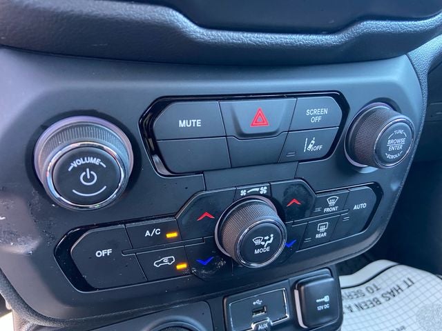 2023 Jeep Renegade Trailhawk