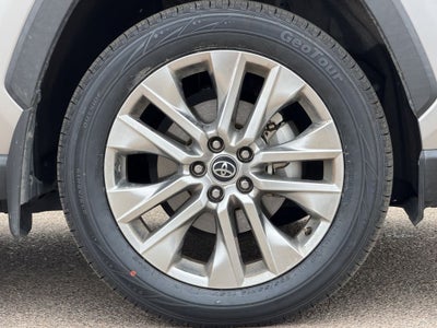2020 Toyota RAV4 XLE Premium