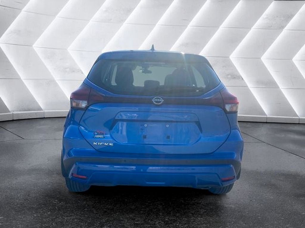 2023 Nissan Kicks S