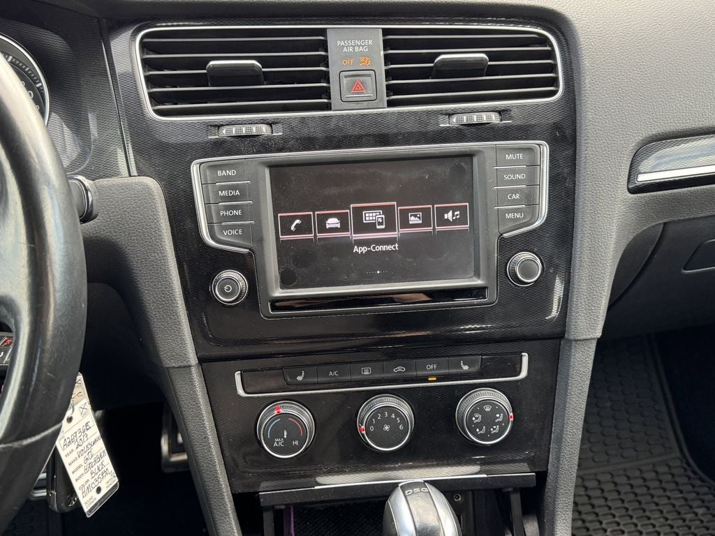 2017 Volkswagen Golf GTI S