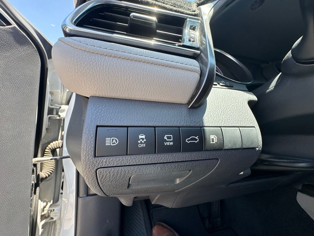 2018 Toyota Camry Hybrid XLE