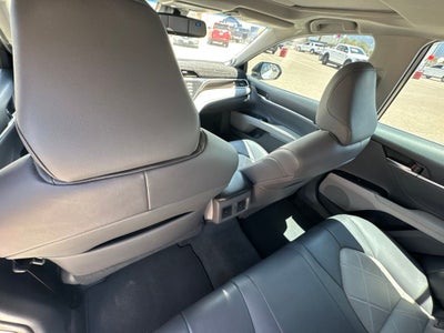 2018 Toyota Camry Hybrid XLE
