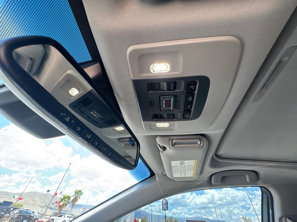 2018 Toyota Camry Hybrid XLE