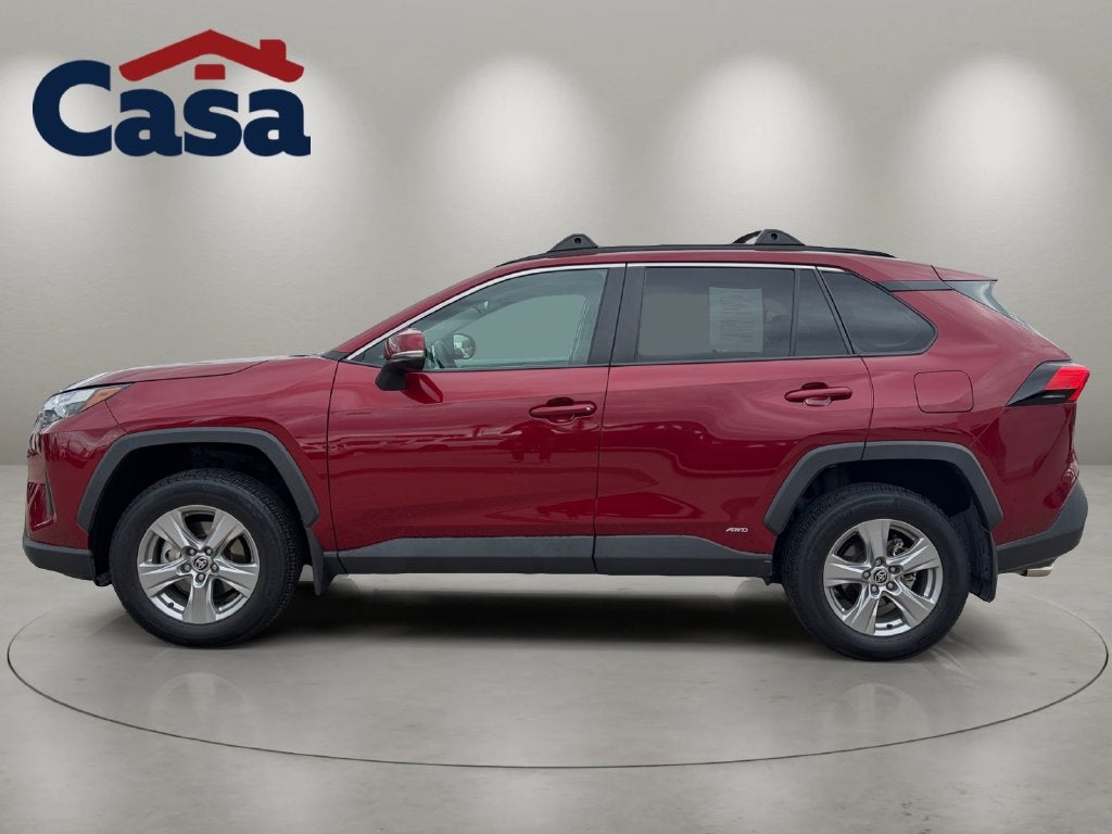 2022 Toyota RAV4 Hybrid XLE