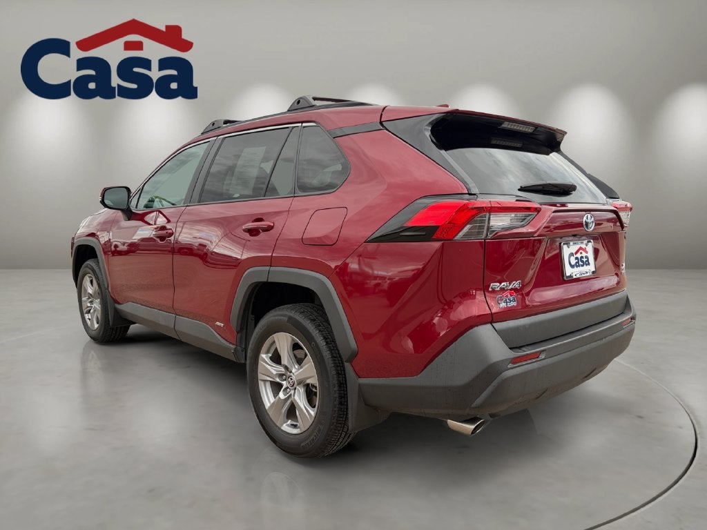 2022 Toyota RAV4 Hybrid XLE