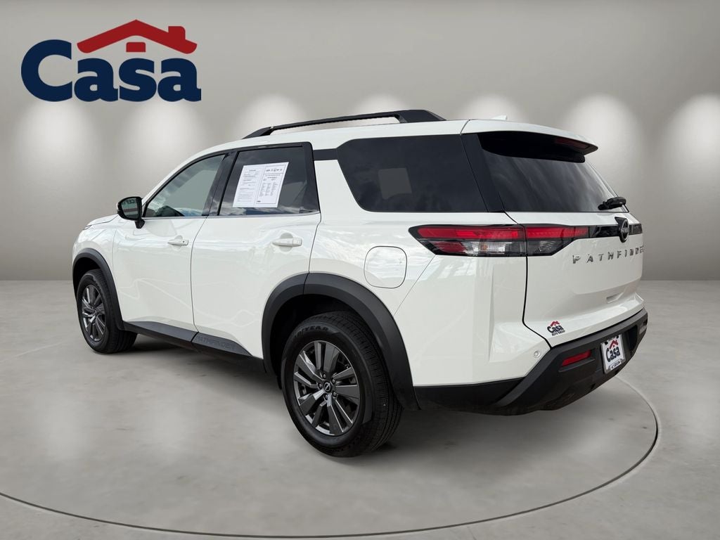 2025 Nissan Pathfinder SV