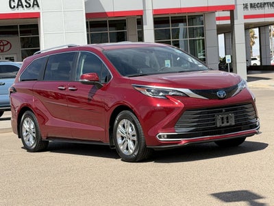 2024 Toyota Sienna Platinum 7 Passenger